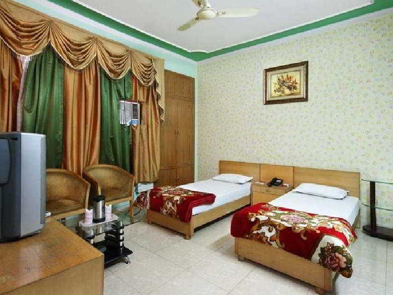 Mandakini Grand Hotel Új-Delhi Kültér fotó
